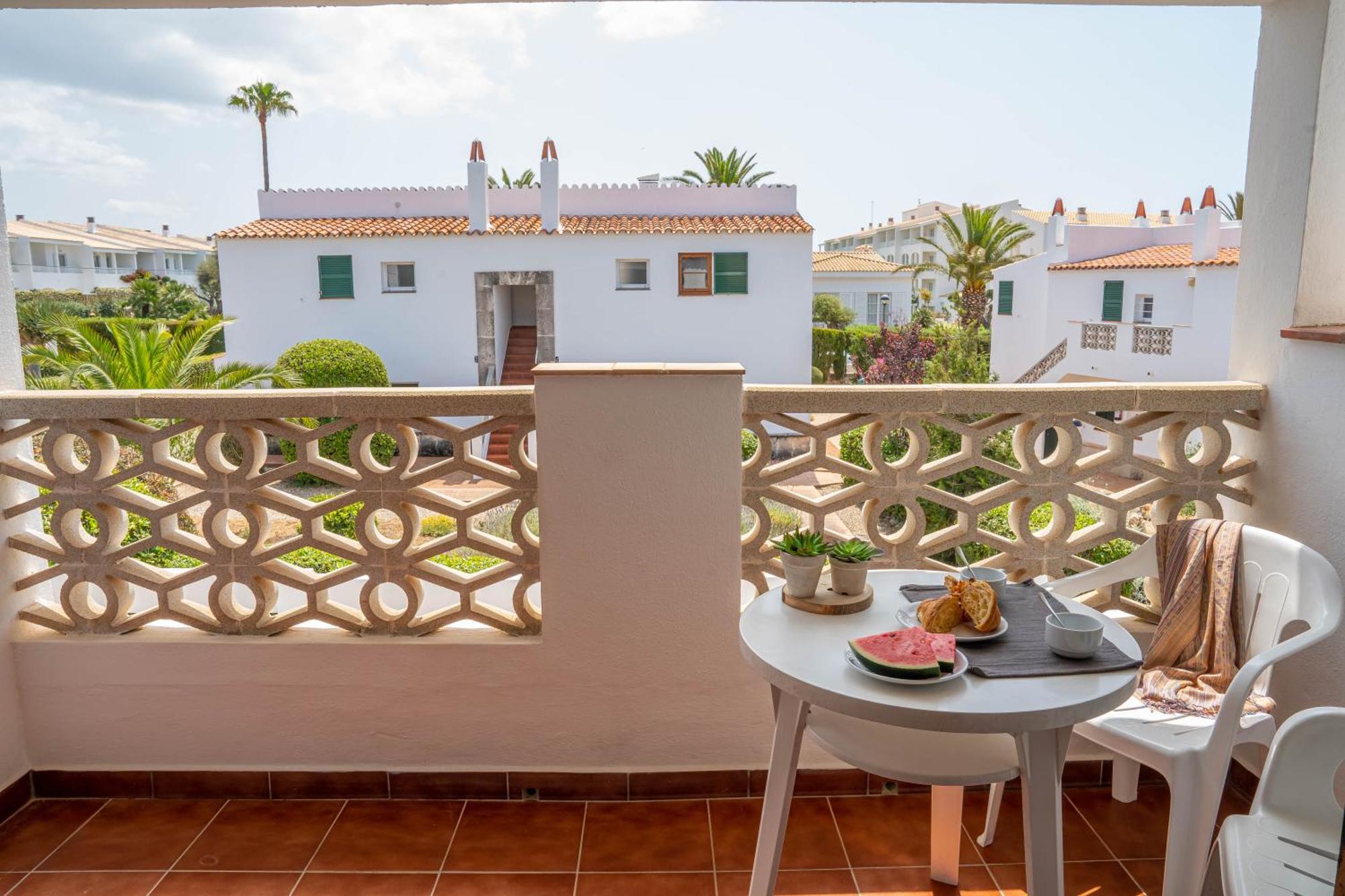 Apartamentos Sa Caleta Exterior photo