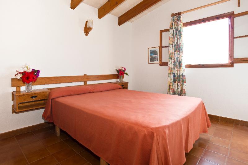 Apartamentos Sa Caleta Exterior photo