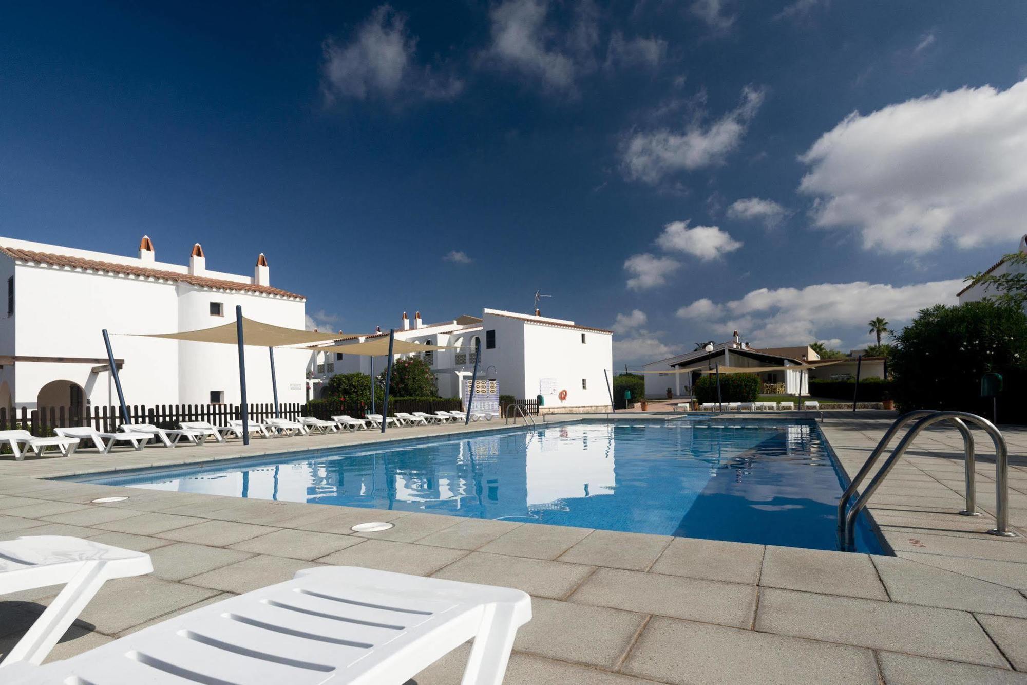 Apartamentos Sa Caleta Exterior photo